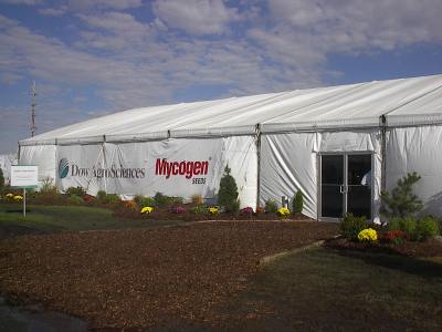 IMAGE of 60 X 90 side view tent shows banner